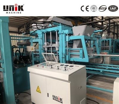 Hidravlik beton kərpic istehsal edən maşın